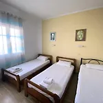 El Greco By Estia Бенитсес